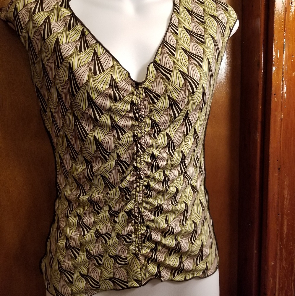 Beautiful top 💚